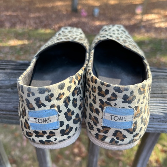 Toms shoes - Picture 2 of 4